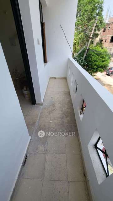 2 BHK Flat For Sale  In Sector 51