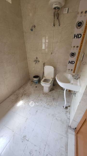 2 BHK Flat For Sale  In Sector 51