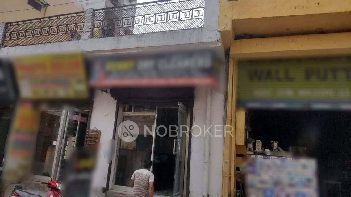 Shop in Uttam Nagar, Delhi for sale 