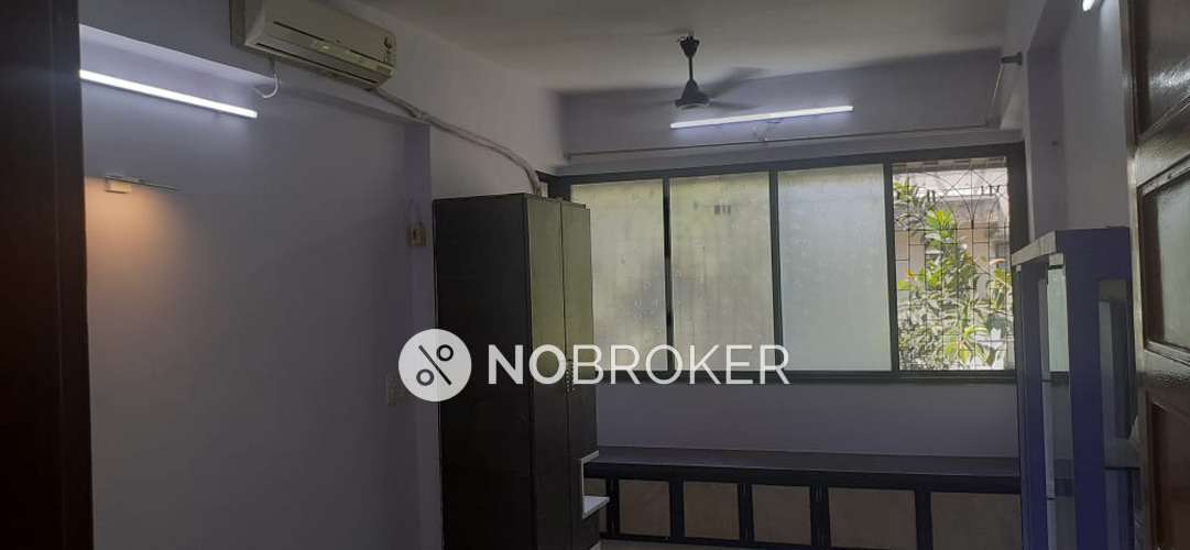 2 BHK Flat In Pushpendra Mansion  For Sale  In Santacruz West