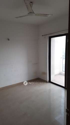 2 BHK Flat In Florista County For Sale  In Hadapsar