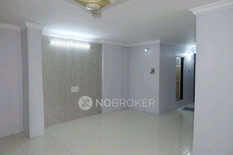 3 BHK Flat In Rna Courtyard for Rent  In Sector 8 