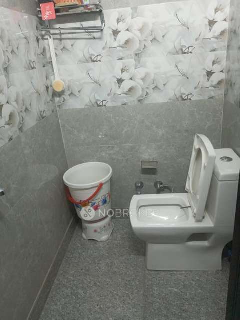 PG for Girls in Tilak Nagar