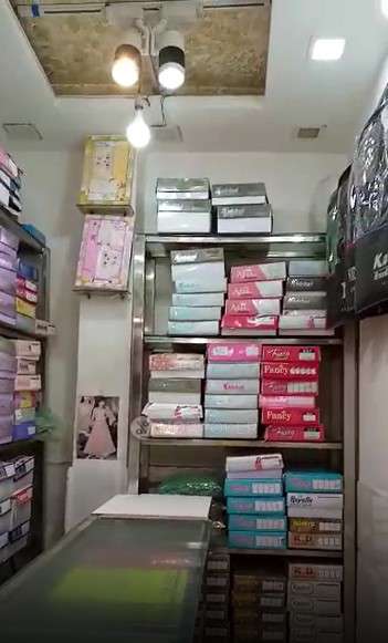 Shop in Okhla, Delhi for sale 