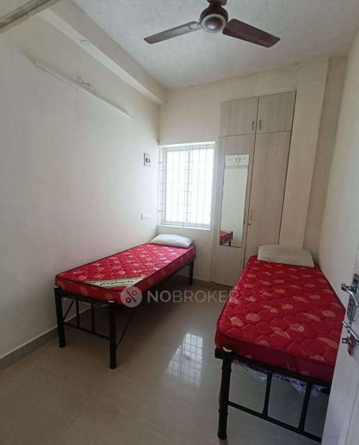 PG for Boys in Siruseri