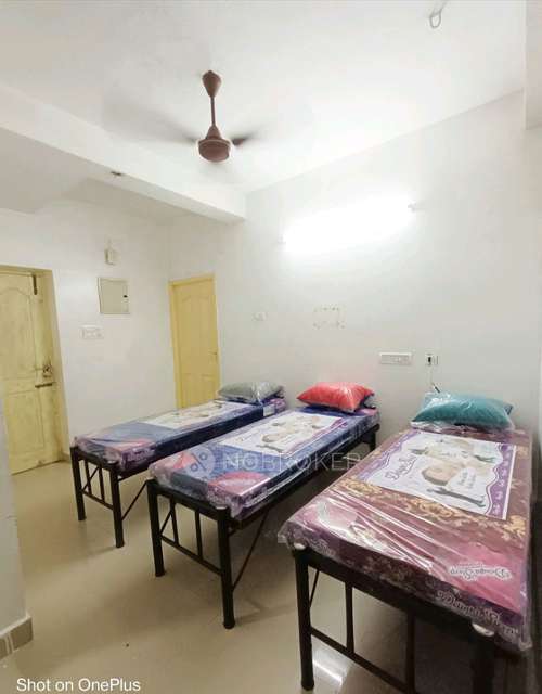 PG for Boys in Siruseri