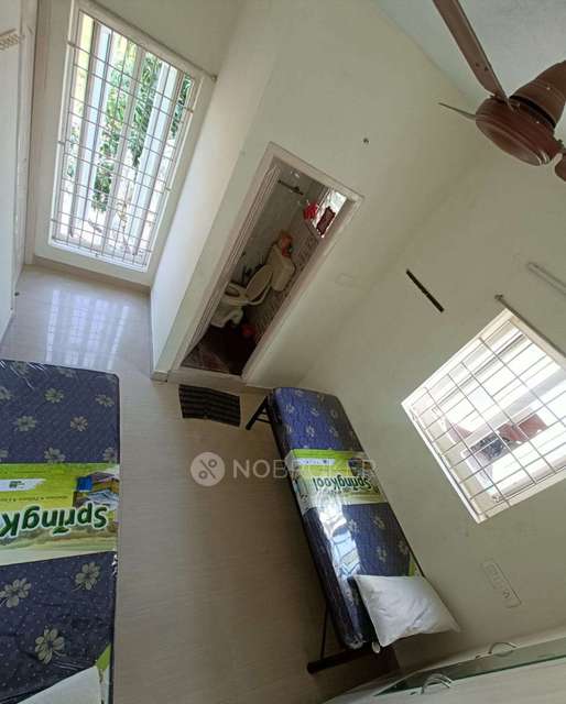 PG for Boys in Siruseri