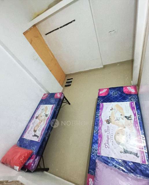 PG for Boys in Siruseri