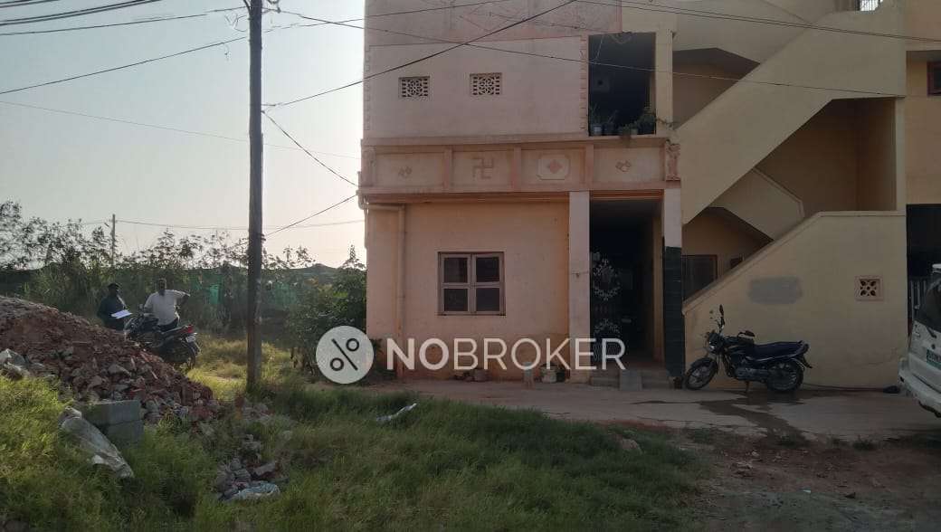 4+ BHK Flat In Standlone Bulding For Sale  In Samethanahalli