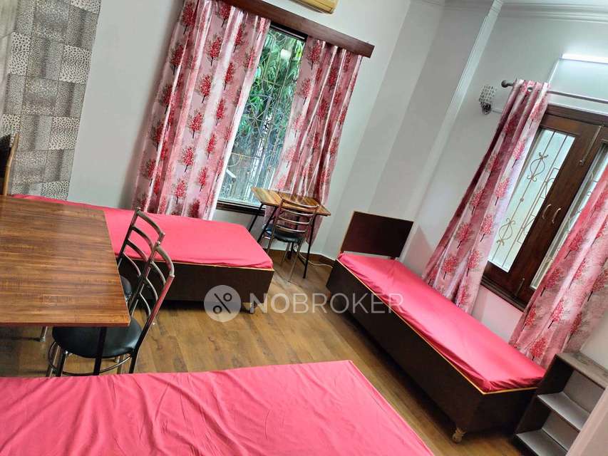 PG for Girls in South Moti Bagh