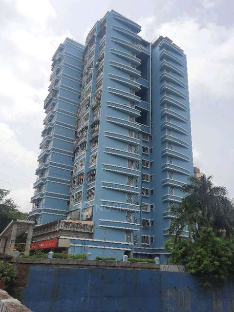 2 BHK Flat In Arkade Bhoomi Heights  For Sale  In Dhanukar Wadi Kandivali West