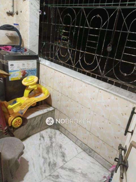 2 BHK Flat In Vaibhav Nagar Society for Rent  In Pimpri