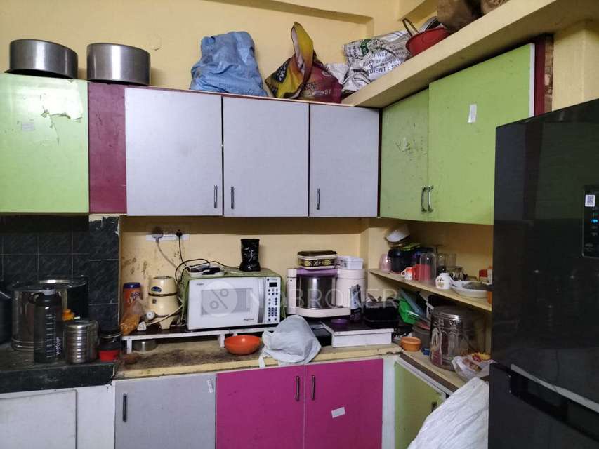 2 BHK Flat In Gayathri Sharada Nilayam For Sale  In Kukatpally