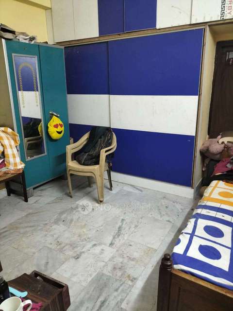 2 BHK Flat In Gayathri Sharada Nilayam For Sale  In Kukatpally