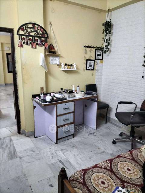 2 BHK Flat In Gayathri Sharada Nilayam For Sale  In Kukatpally