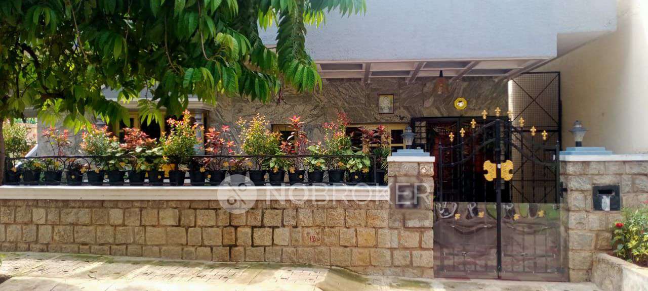 4+ BHK House For Sale  In Vijayanagar