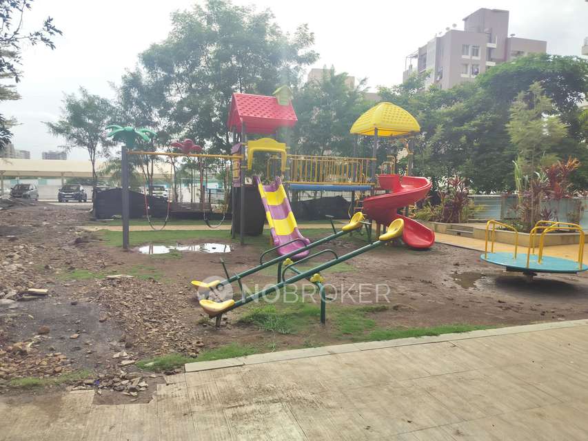 1 BHK Flat In Mantra Essence For Sale  In Undri