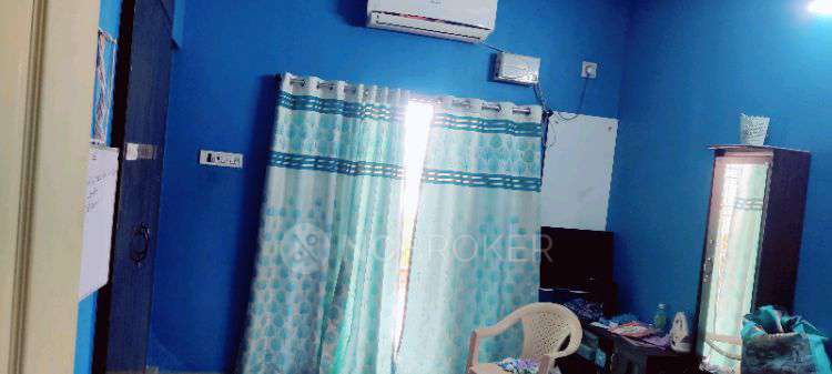 2 BHK Flat In Ss Tower For Sale  In  Lakshmipuram