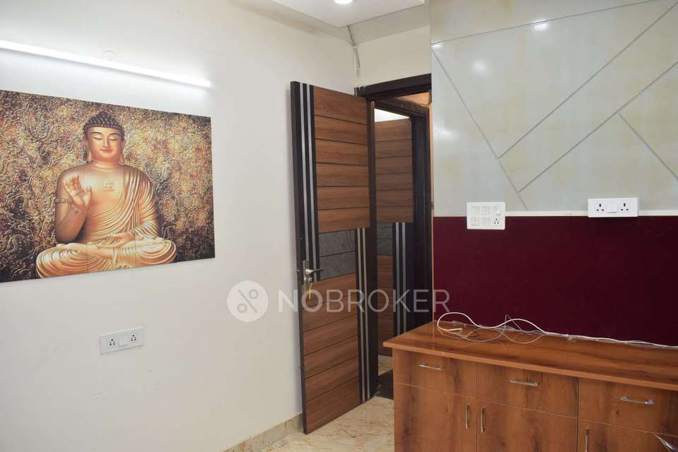 3 BHK Flat In Standalone Building  For Sale  In Dwarka Mor