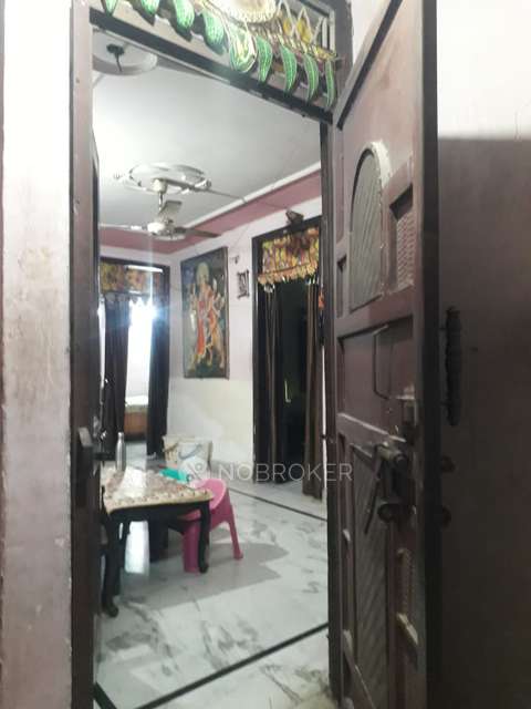 3 BHK Flat In Om Shanti Apartment For Sale  In Narela Mandi