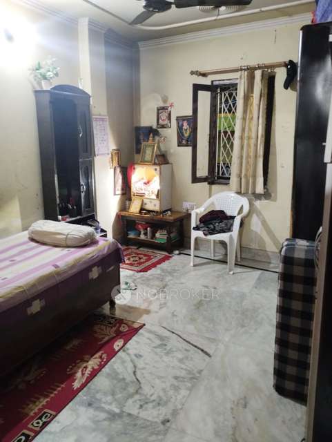 3 BHK Flat In Om Shanti Apartment For Sale  In Narela Mandi