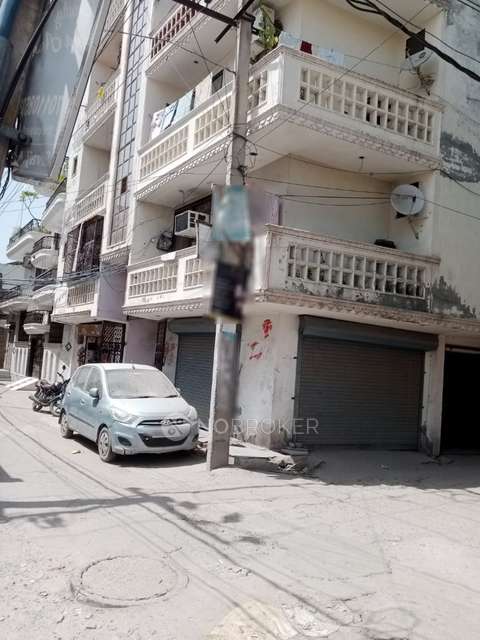 3 BHK Flat In Om Shanti Apartment For Sale  In Narela Mandi