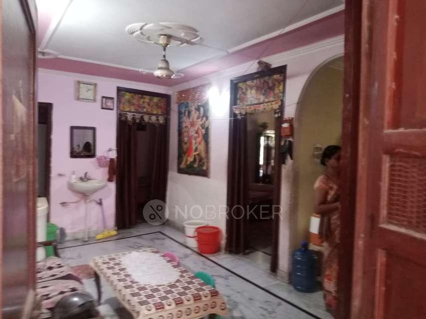 3 BHK Flat In Om Shanti Apartment For Sale  In Narela Mandi