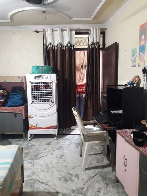 3 BHK Flat In Om Shanti Apartment For Sale  In Narela Mandi