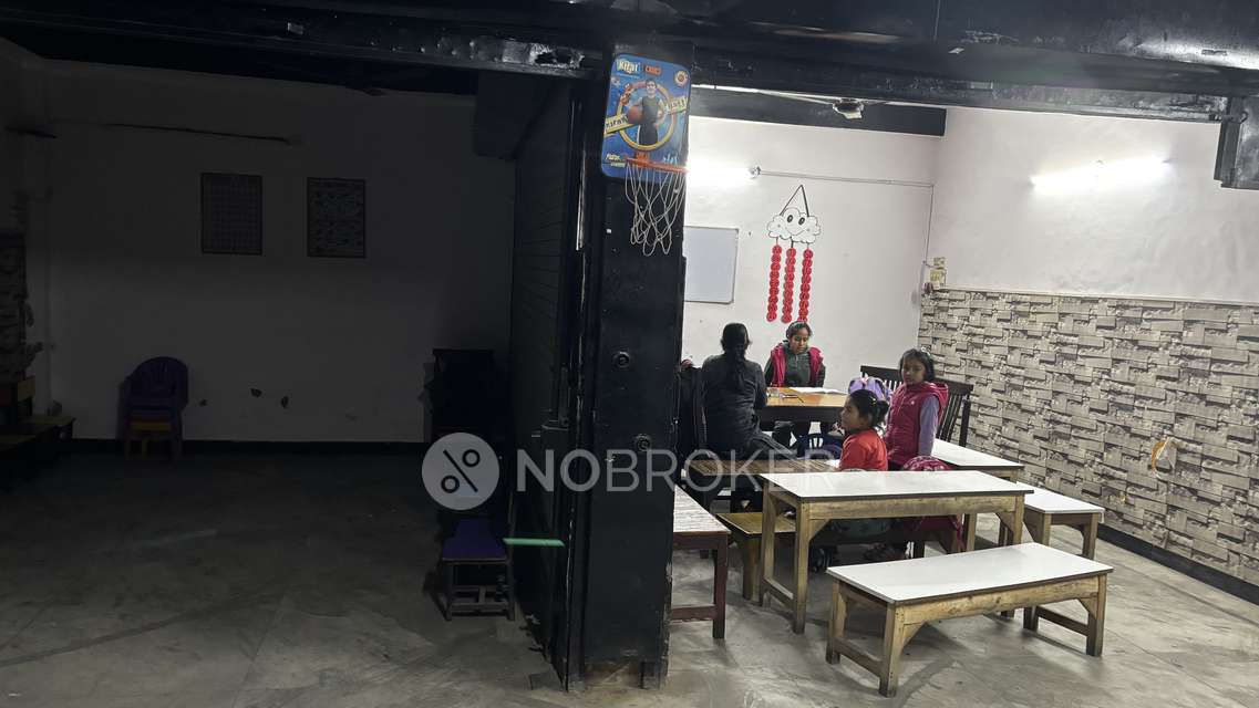 Godown/Warehouse in Sector 3a, Block B, Ghaziabad for Rent 