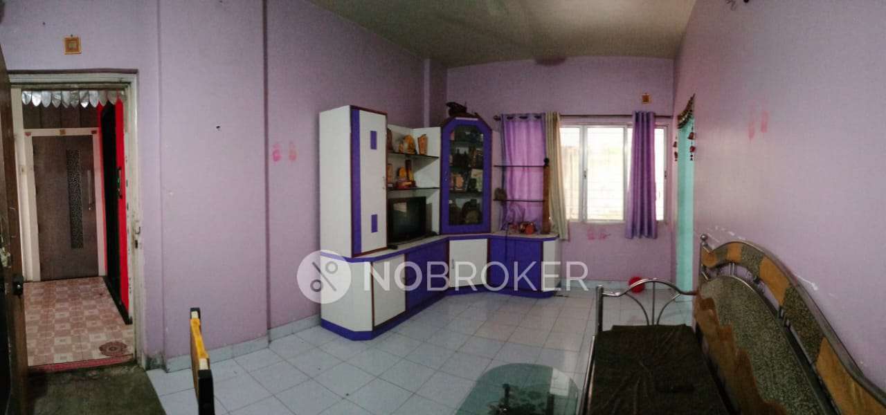 2 BHK Flat In Kumar Aangan Housing Society for Rent In Yerawada