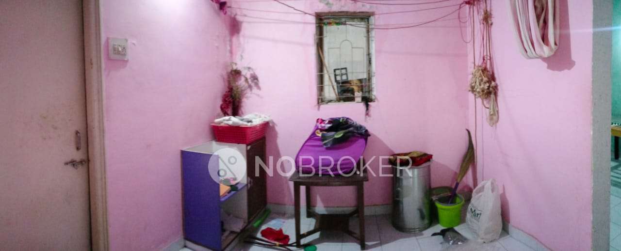 2 BHK Flat In Kumar Aangan Housing Society for Rent In Yerawada