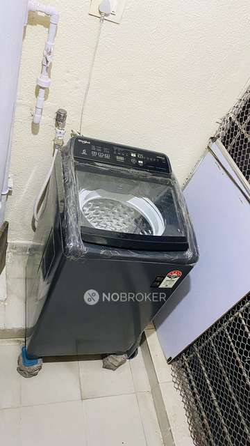 2 BHK Flat In Richa Towers, Mumbai For Sale  In Mulund East