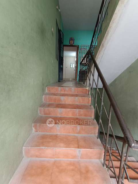 2 BHK Flat In Sri Lakshmi Nivas Apartment  For Sale  In New Perungalathur