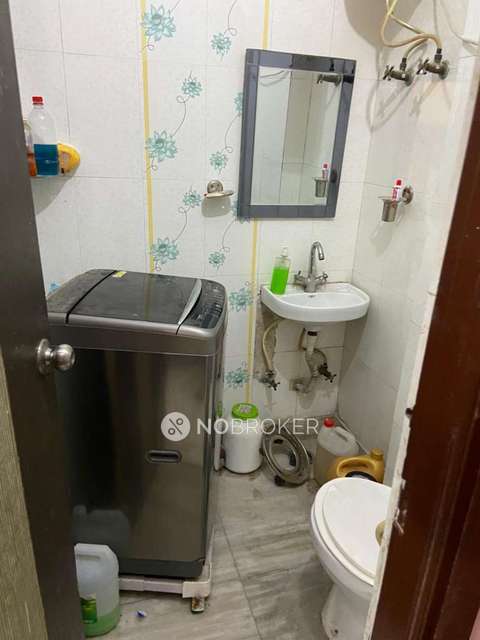2 BHK Flat For Sale  In Tilak Nagar