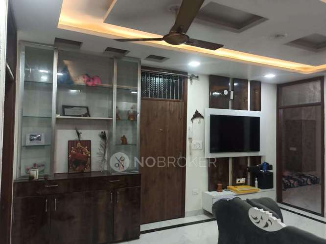 SB Matiala Rent WITHOUT BROKERAGE Semifurnished 3 BHK Rental Flat in SB, Matiala, Delhi for