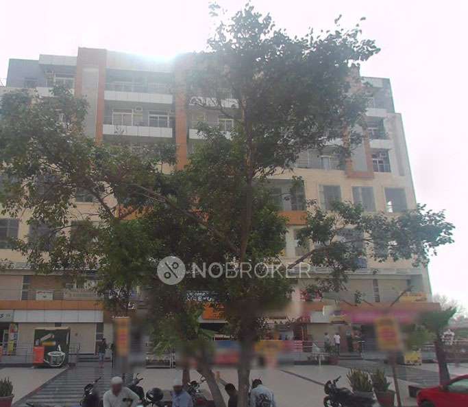 Shop in Crossings Republik, Ghaziabad for Rent 