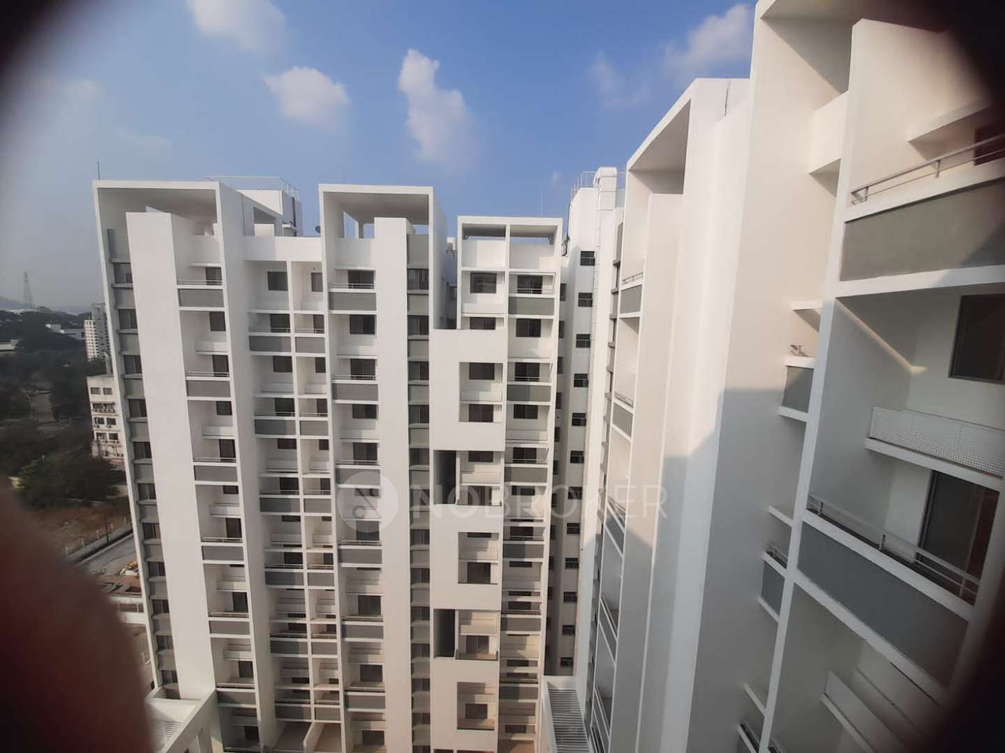 Rohan Prathama Hinjawadi Rent WITHOUT BROKERAGE Fully furnished 1 BHK