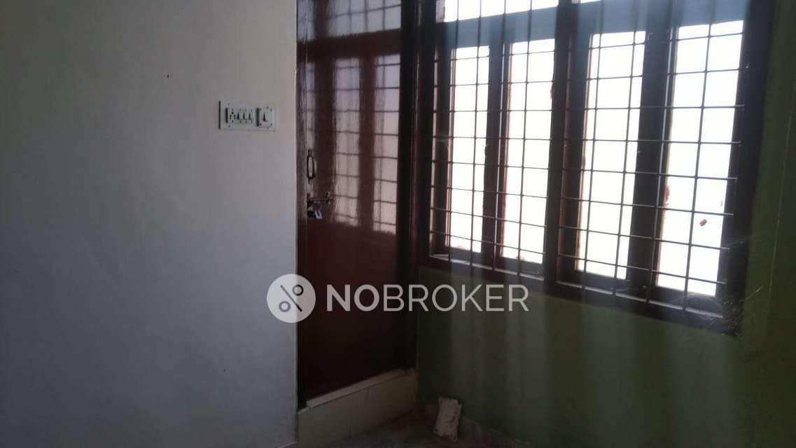 2 BHK Flat In Fazal Guest House For Sale  In Toli Chowki