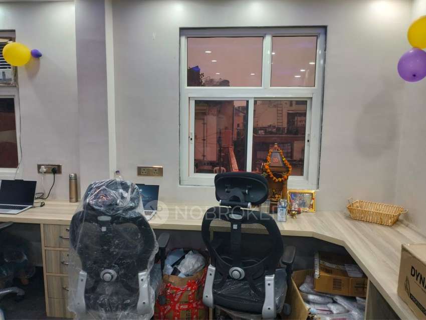 Co-Working  space in Govind Puri, Delhi for Rent 