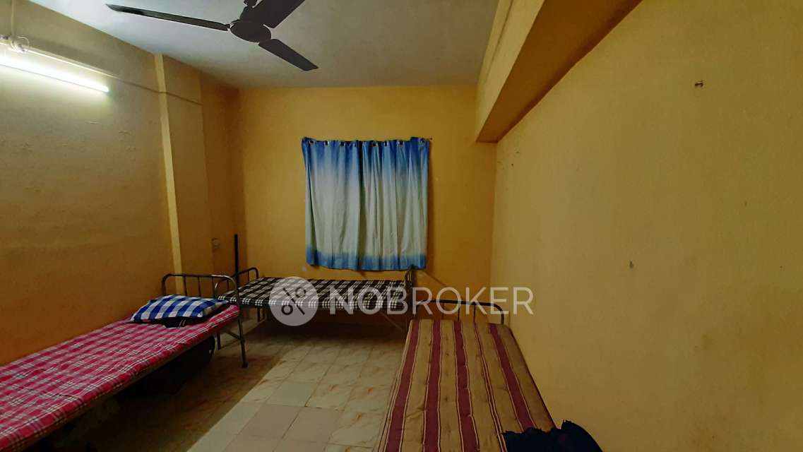 Shared Room for Male In 1 RK  In Kothrud