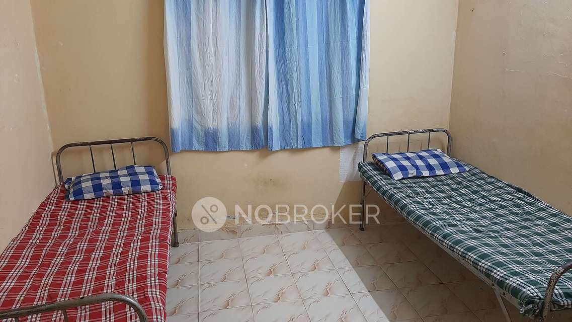Shared Room for Male In 1 RK  In Kothrud