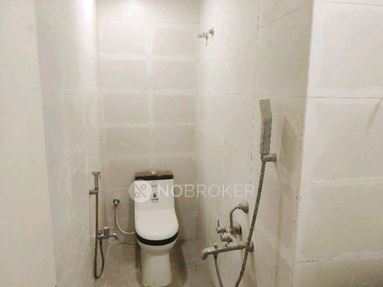 2 BHK Flat In Apartment For Sale  In Choolai