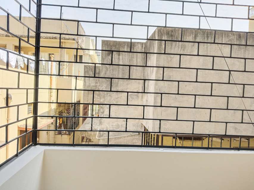 2 BHK Flat In Umbrella Classic For Sale  In Himayatnagar