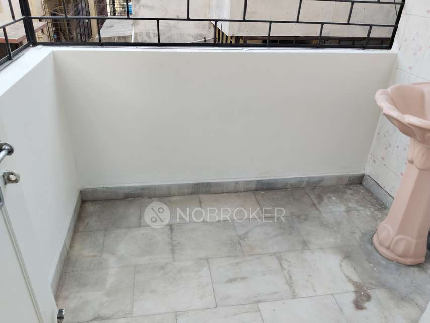 2 BHK Flat In Umbrella Classic For Sale  In Himayatnagar