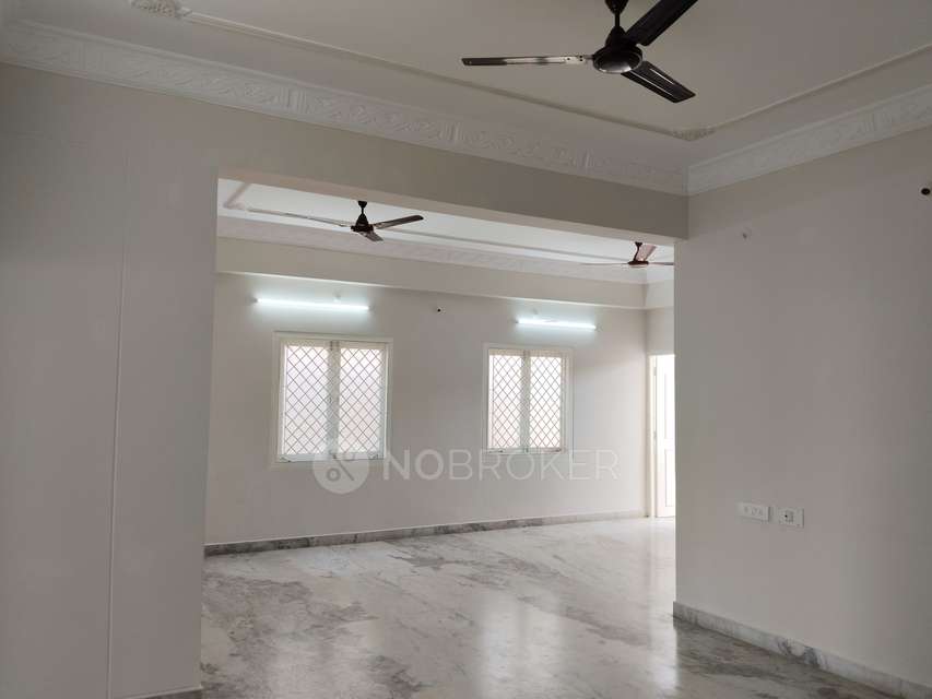 2 BHK Flat In Umbrella Classic For Sale  In Himayatnagar