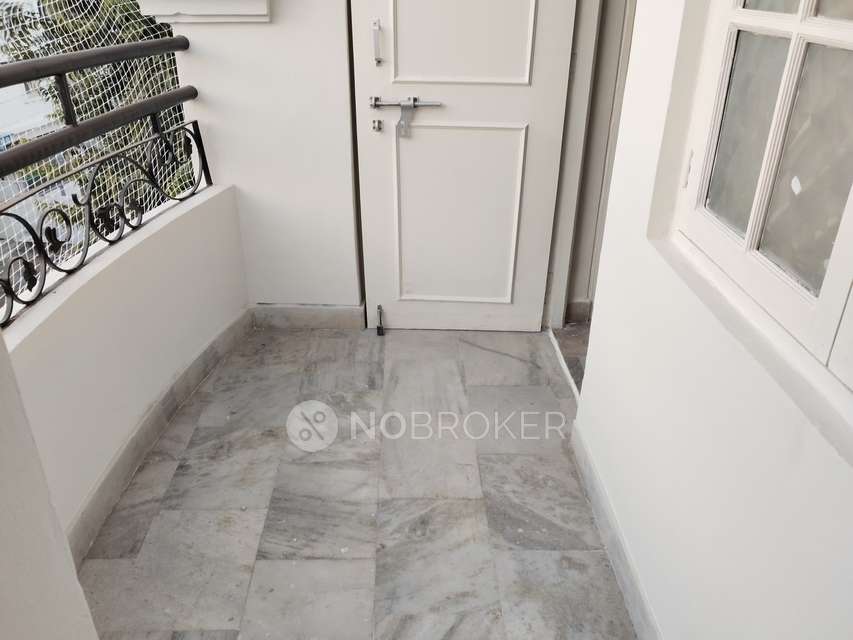 2 BHK Flat In Umbrella Classic For Sale  In Himayatnagar