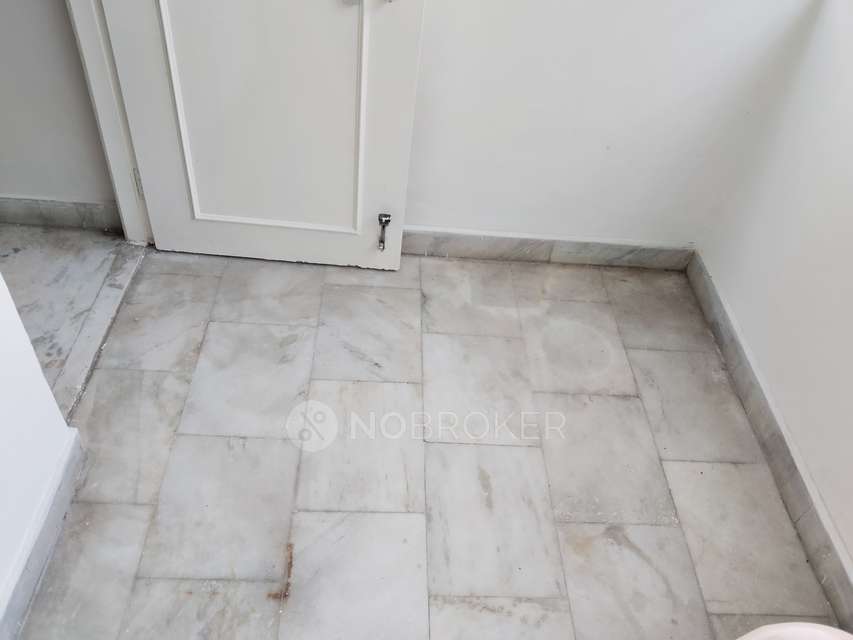 2 BHK Flat In Umbrella Classic For Sale  In Himayatnagar