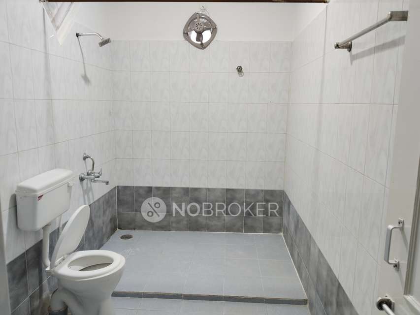 2 BHK Flat In Umbrella Classic For Sale  In Himayatnagar