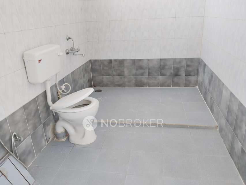 2 BHK Flat In Umbrella Classic For Sale  In Himayatnagar