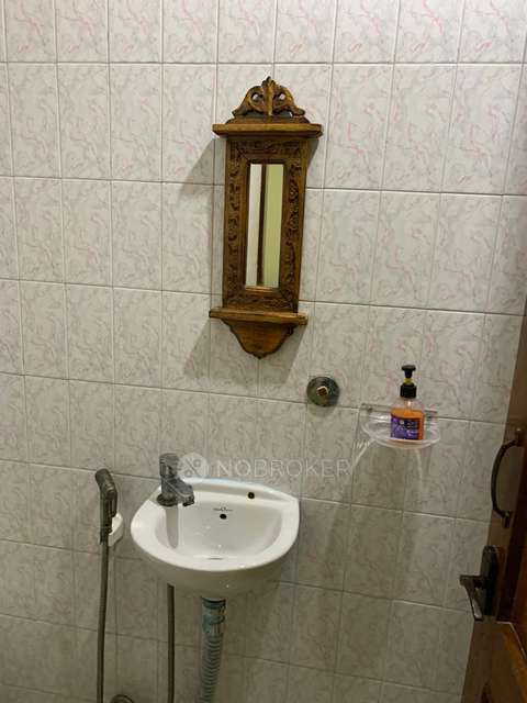 2 BHK Flat In Standlone Building For Sale  In Lajpat Nagar 